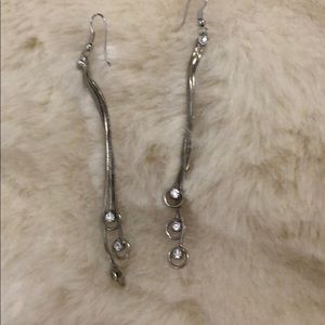 Silver dangling earring-make a bundle!
